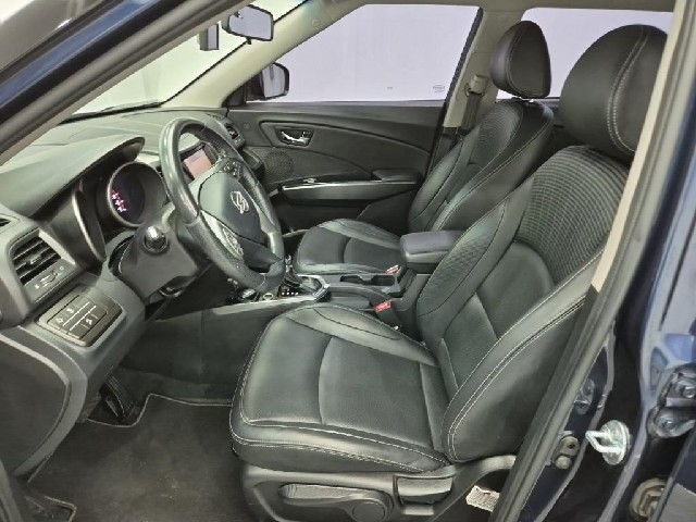 6051000877R11.jpg