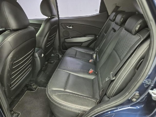 6051000877R12.jpg