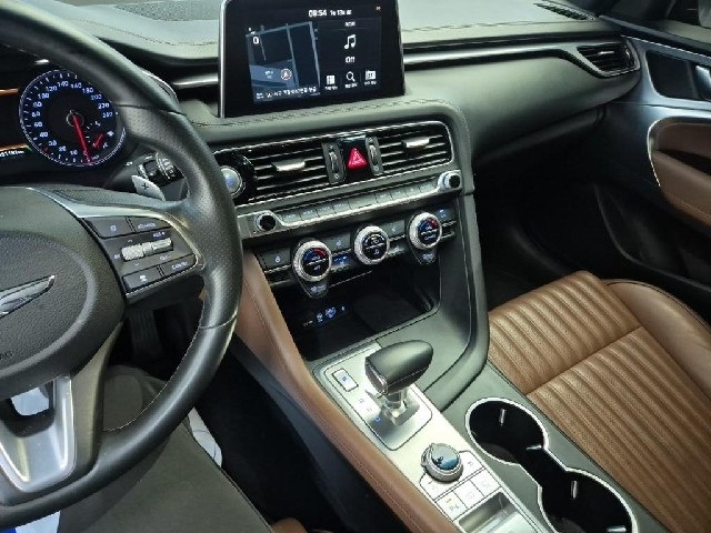 6071000283R10.jpg