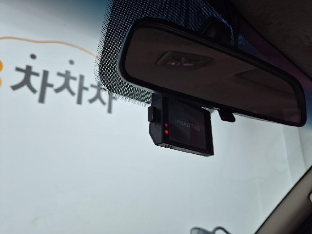 6081000250R16.jpg