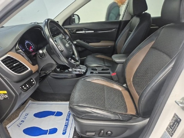 6051501942R11.jpg