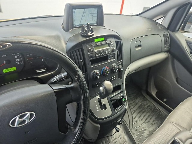6051501157R10.jpg