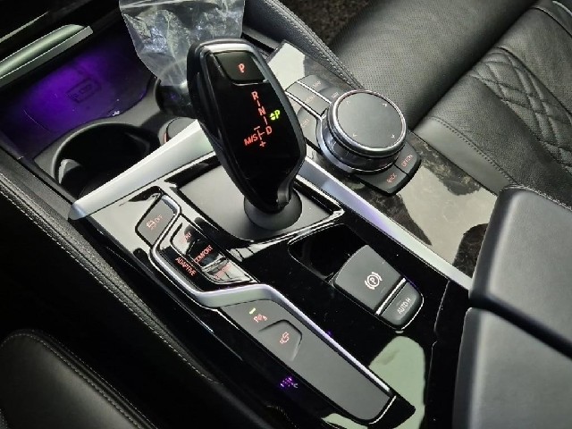 6021501703R8.jpg