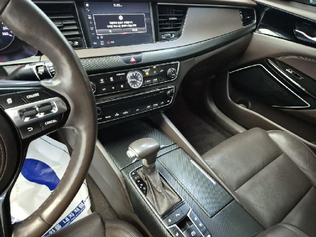 6051501566R10.jpg