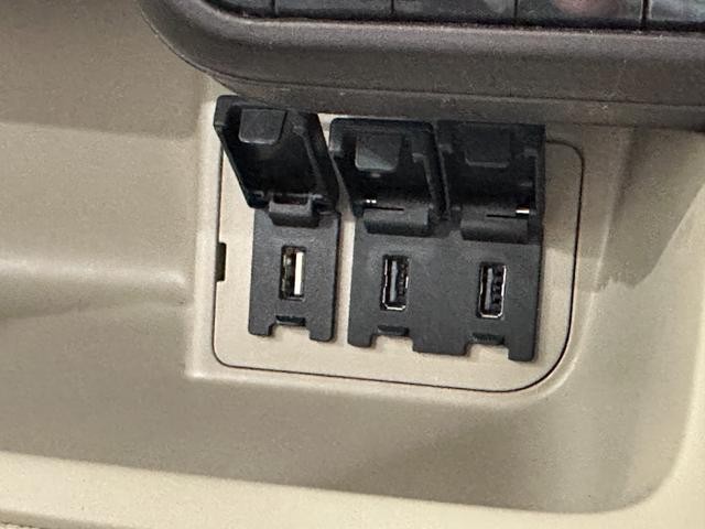 0509824A30261019W00509.jpg