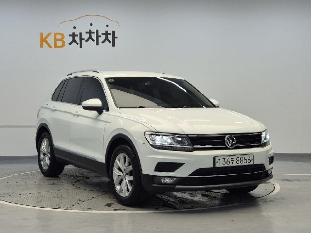 6051501952R4.jpg