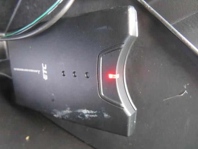 0500021A30260829W00117.jpg