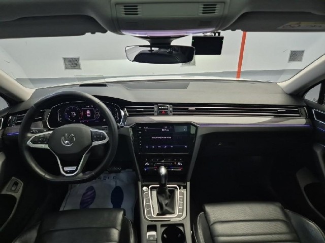 6051501853R7.jpg