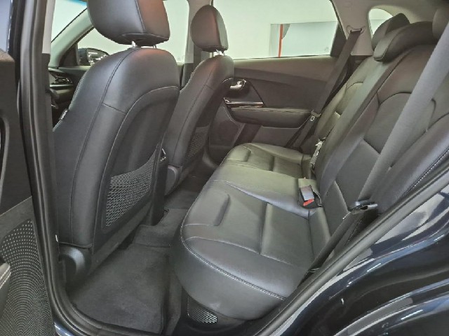 6051501466R12.jpg