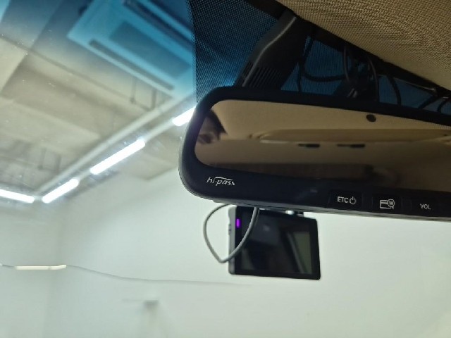 6051501284R16.jpg