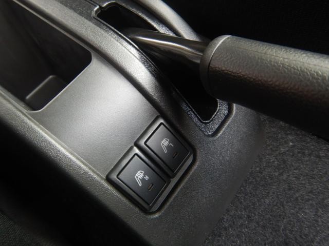 1030251A30260702W00118.jpg