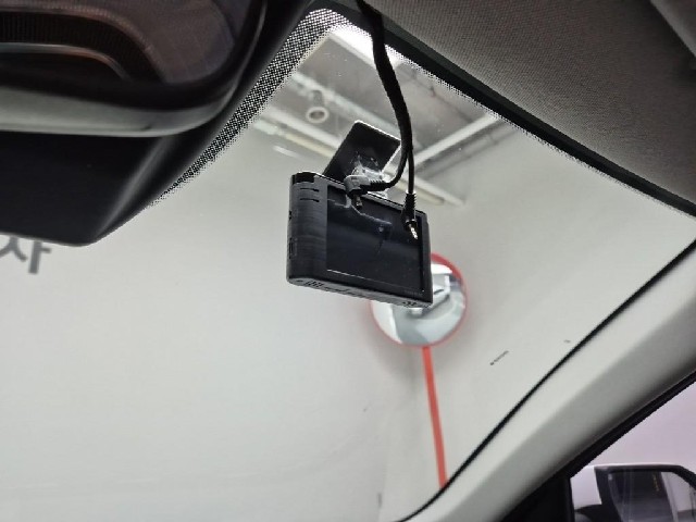 6041000585R16.jpg
