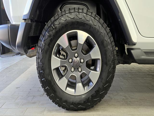aa6f620f6dd631bcc1572e5b36b12255.jpeg