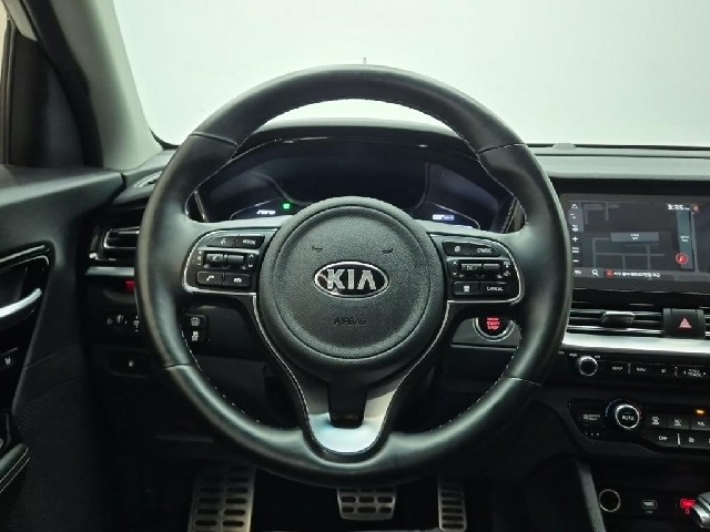 6081000562R9.jpg