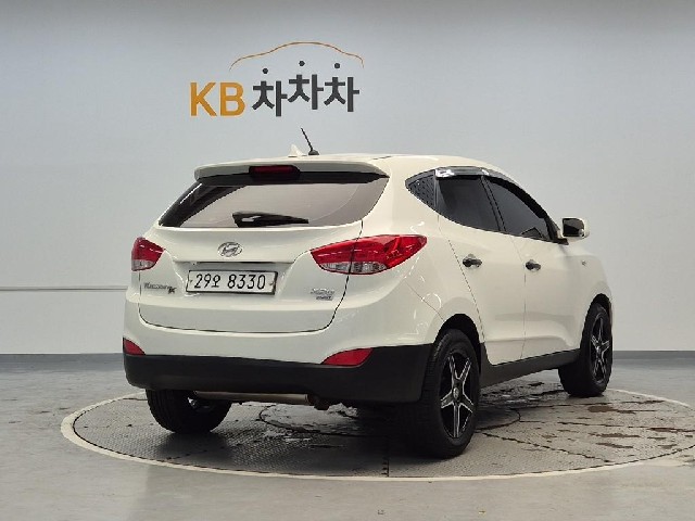 6081000055R3.jpg