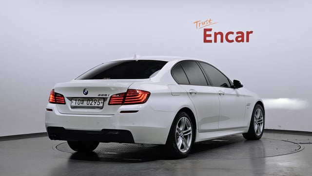 9731e25e8cdd1ffc369298b01e2353bb.jpg