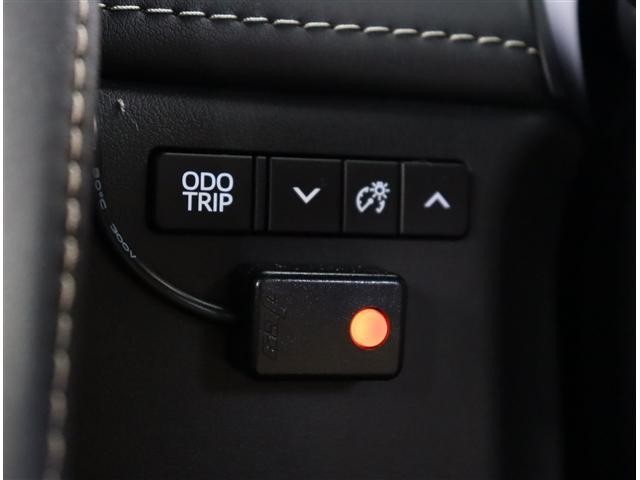 0501938A20260830G00111.jpg