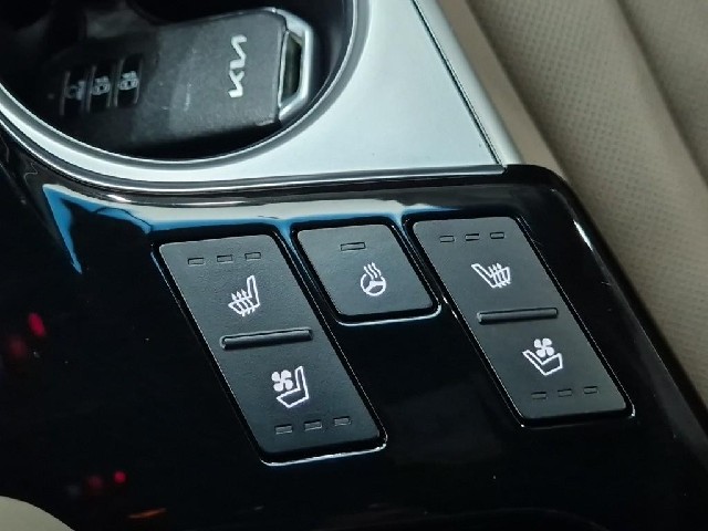 6061000243R16.jpg