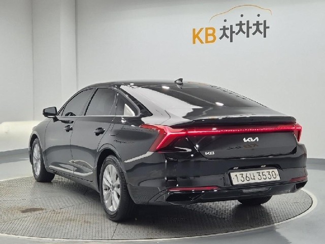 6061000243R2.jpg