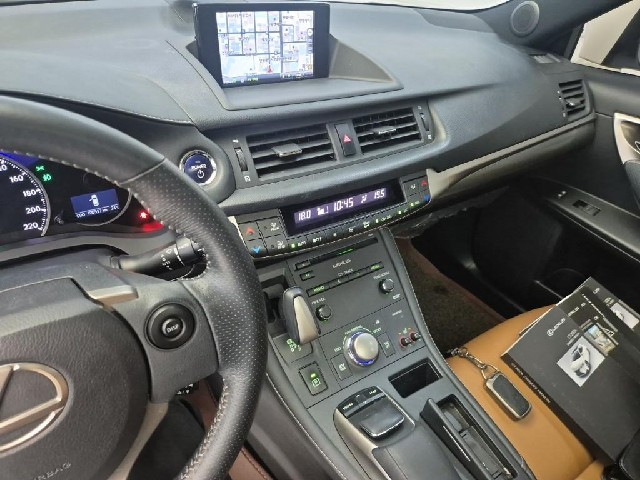 6081500338R10.jpg