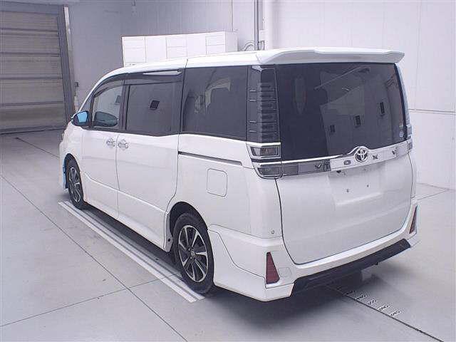 05.jpg