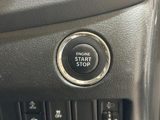 0509824A30260829W00102.jpg