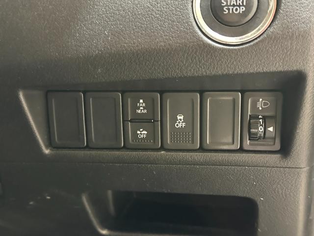 0509824A30260829W00108.jpg