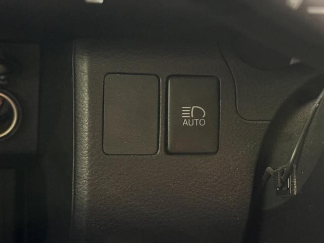0509824A30260829W00211.jpg