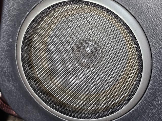 0510933A30260826W00104.jpg