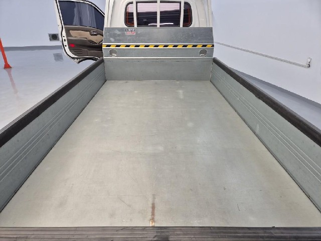 6061000764R17.jpg
