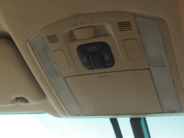 0520029A30260809W01214.jpg