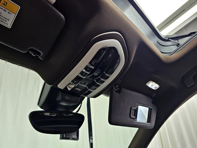 6fdf7bf2db183d5983bc89781d687ef2.jpeg