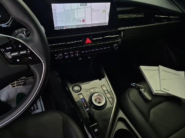 6081500530R10.jpg