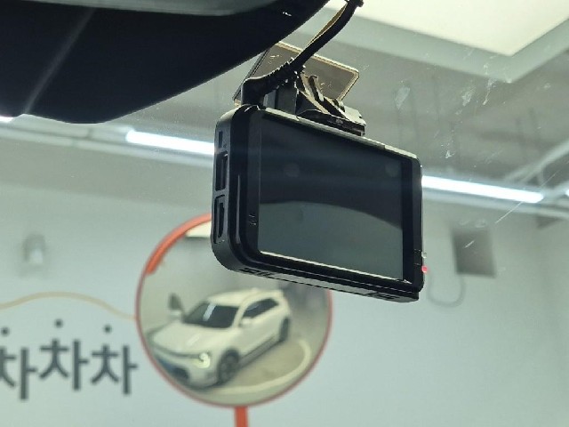6081500530R17.jpg