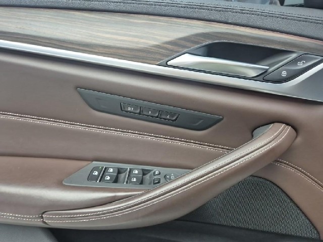 6051501099R19.jpg