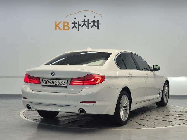 6051501099R3.jpg