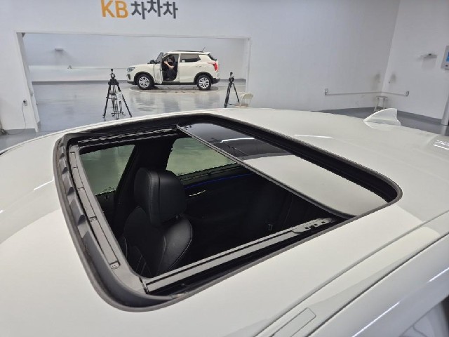 6081500788R13.jpg