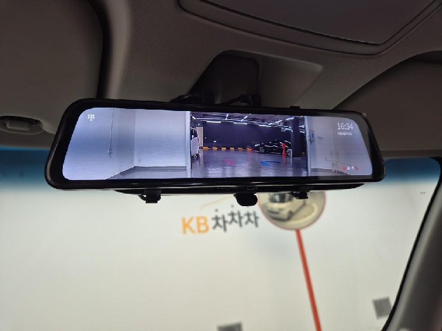 6081500679R16.jpg