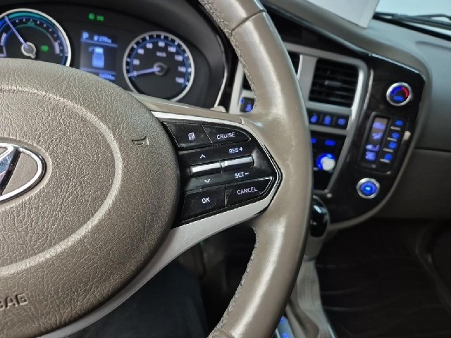 6081501683R13.jpg