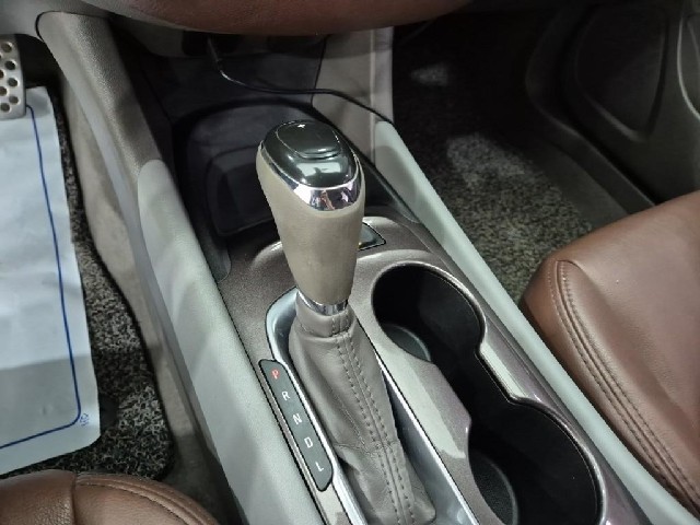 6051001599R8.jpg