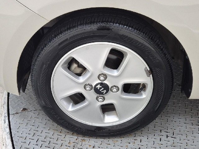 6081500644R18.jpg