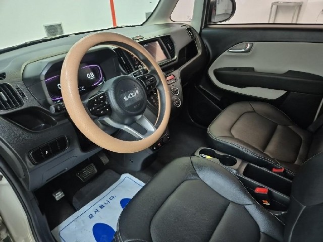 6081500644R7.jpg