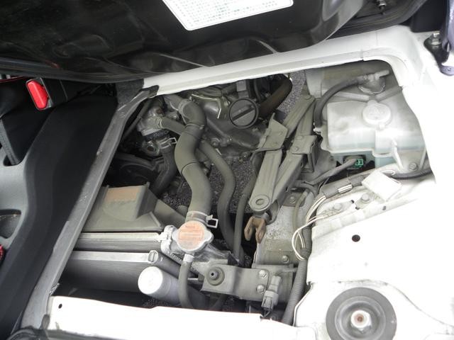 0530256A30260830W00116.jpg