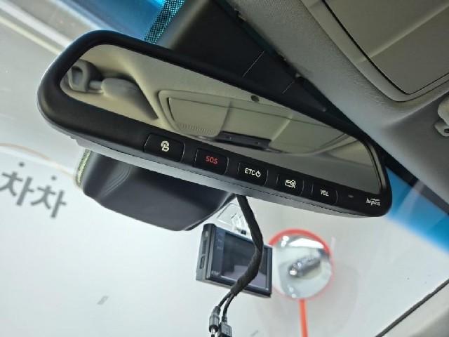 6081000517R15.jpg