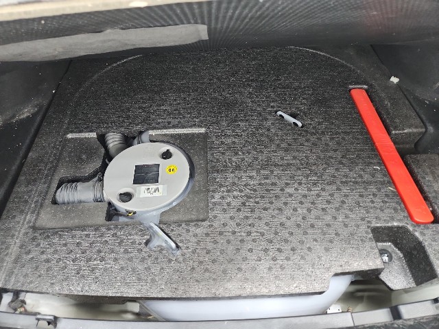 lotterental_104422355_TDl7a_5.jpg