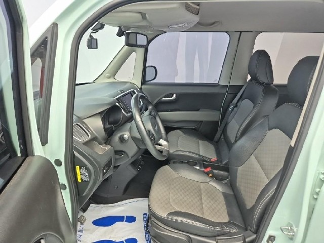6051500717R11.jpg