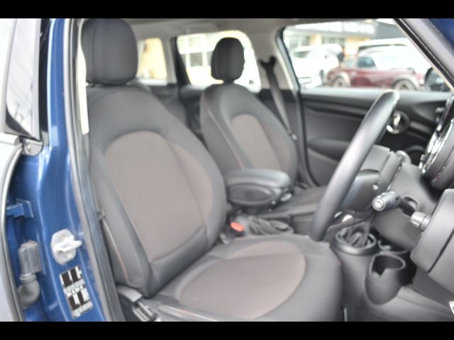b51928bcfc6ba440991522e7b99e9061.jpg