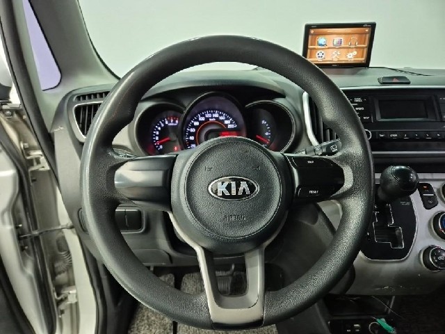 6081000304R9.jpg