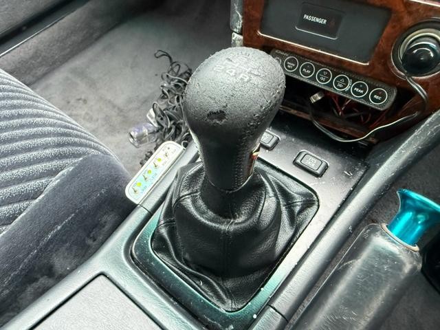 0541528A30260829W00216.jpg
