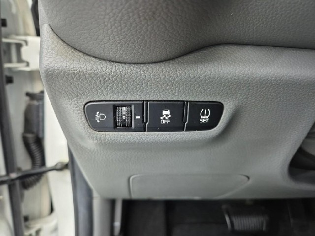 6061000128R14.jpg
